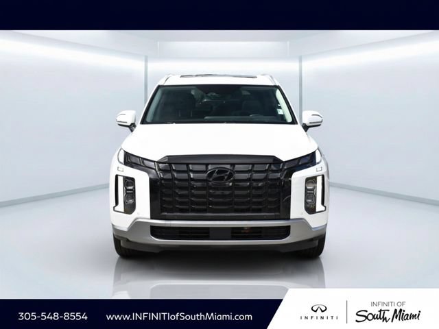 Used 2024 Hyundai Palisade Limited FWD image 2