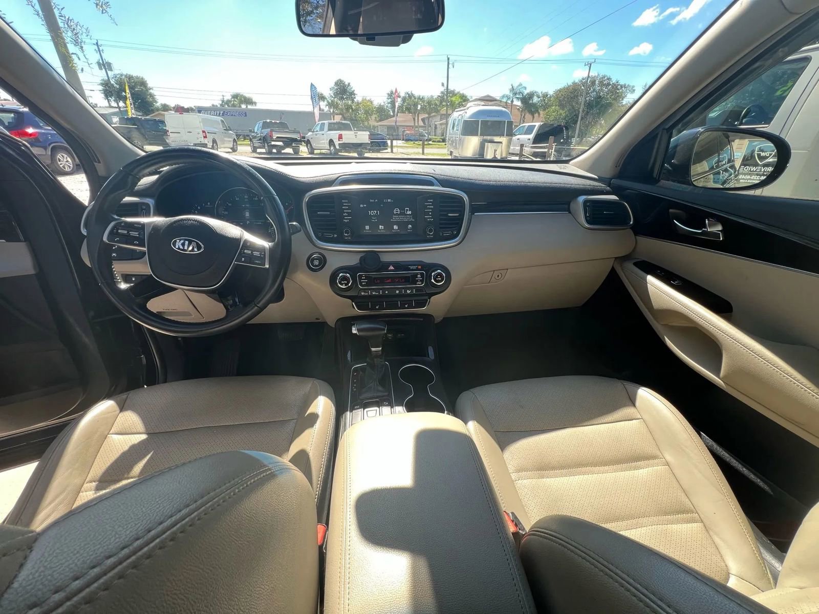Used 2019 Kia Sorento EX image 13