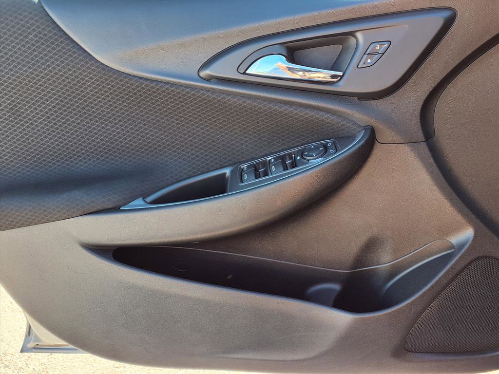 Used 2023 Chevrolet Malibu LT image 23