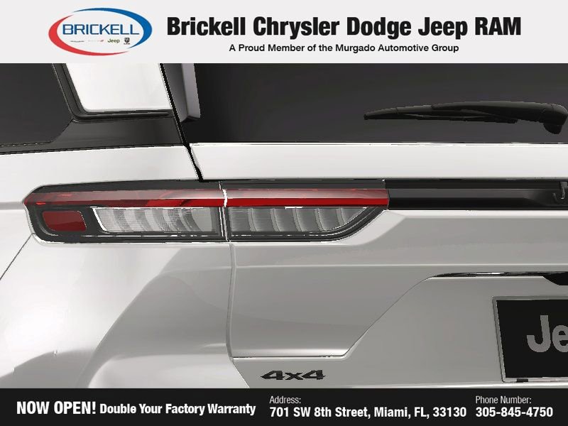 New 2025 Jeep Grand Cherokee Limited w/ Black Appearance Package image 12