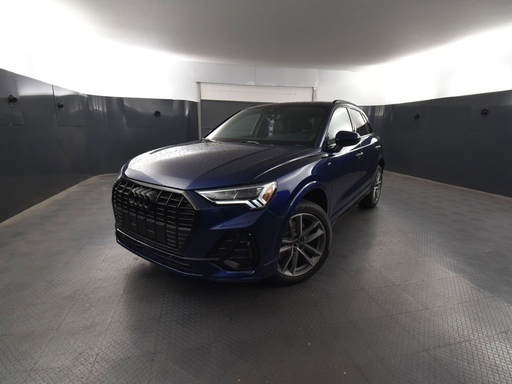 New 2025 Audi Q3 2.0T Premium image 1