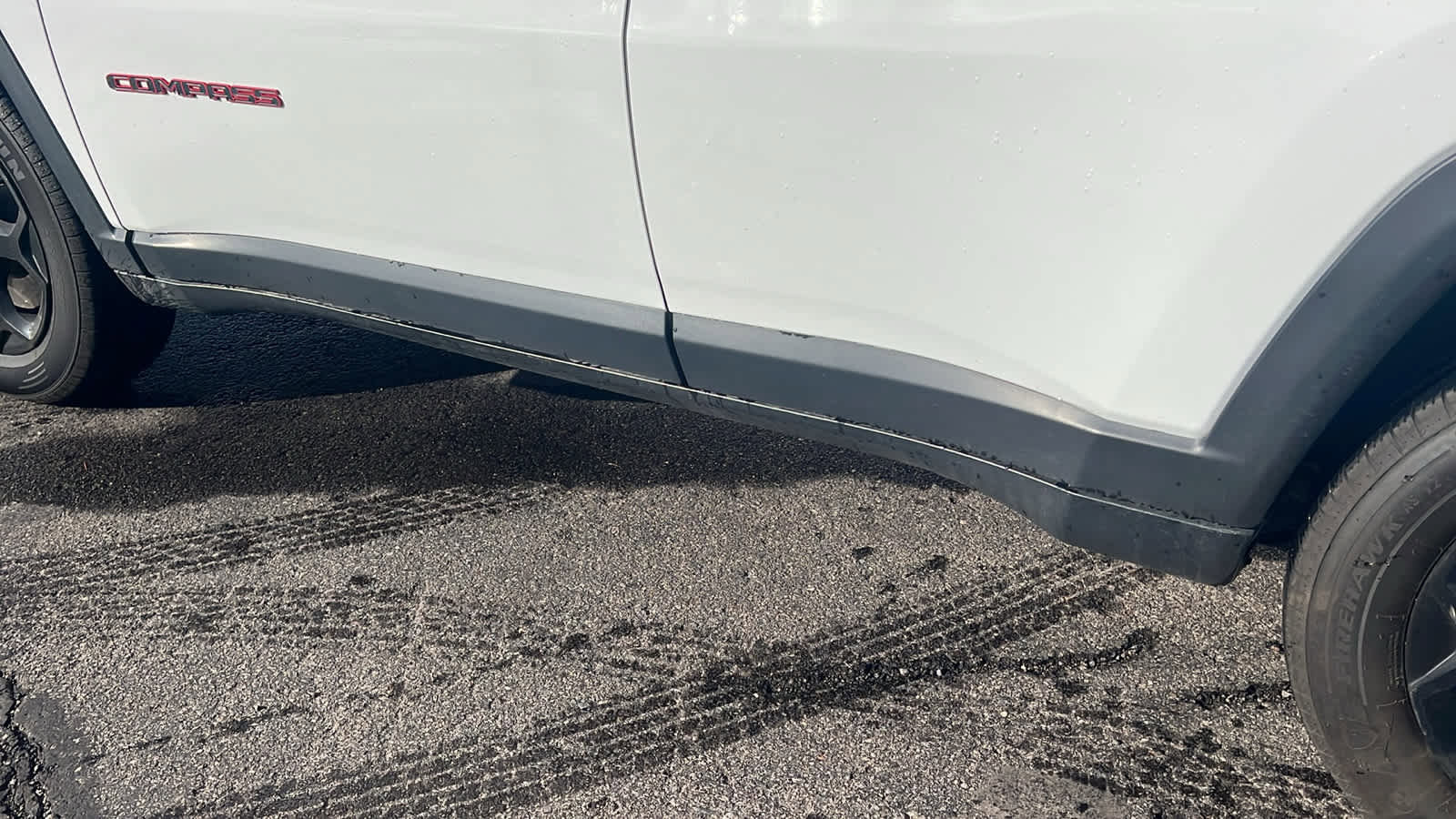 Used 2023 Jeep Compass Trailhawk image 10