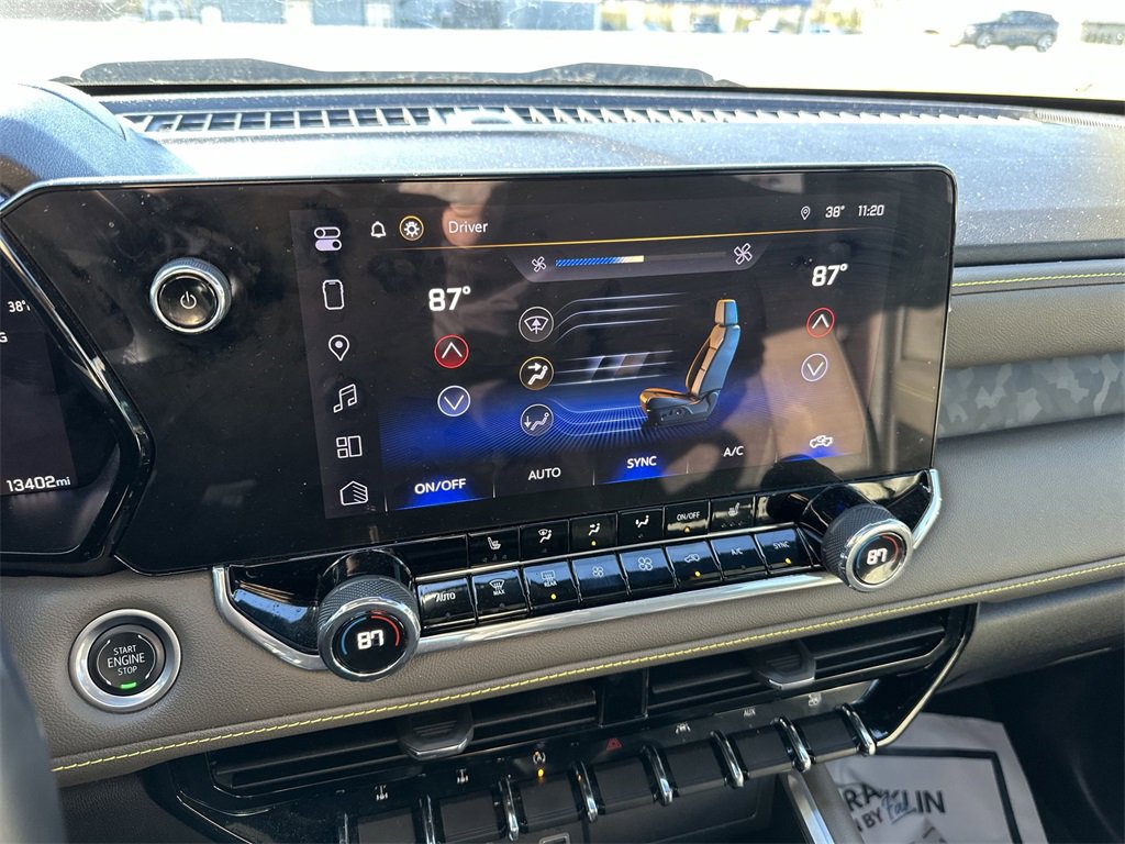 Used 2024 Chevrolet Colorado ZR2 image 19