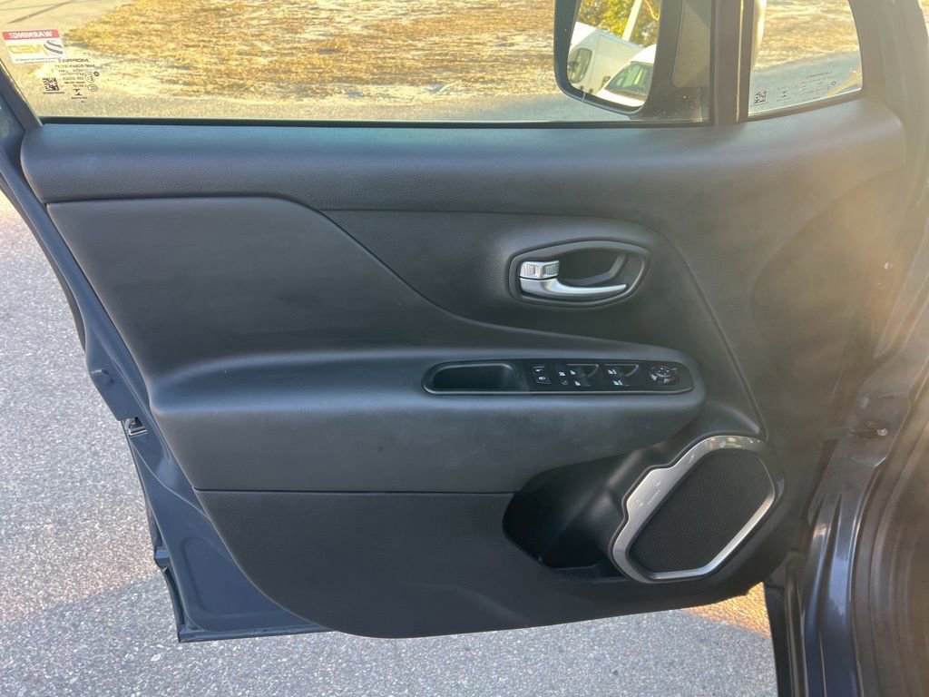 Certified 2020 Jeep Renegade Limited AWD/4WD image 46