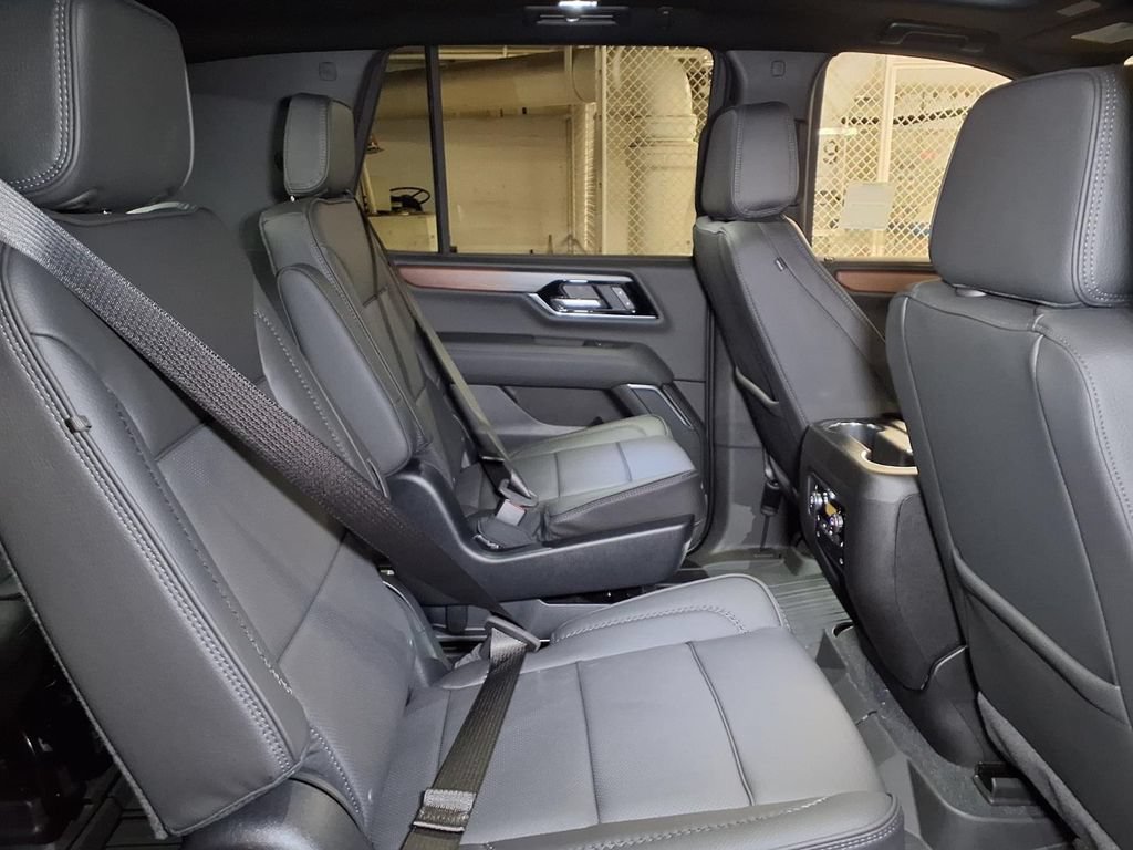 New 2026 GMC Yukon Denali AWD/4WD image 7