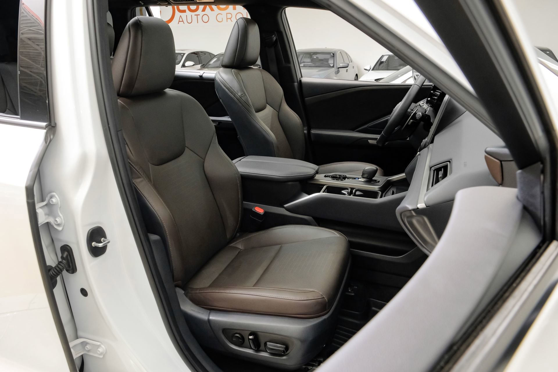 Used 2025 Lexus TX 350 AWD w/ Technology Package image 38