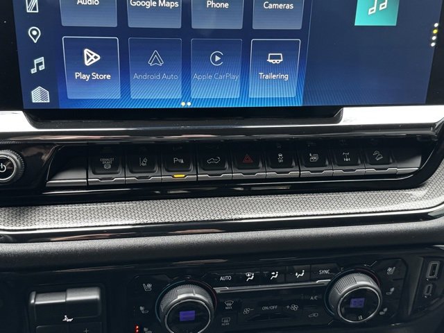 Used 2024 Chevrolet Silverado 2500 ZR2 w/ Technology Package image 11