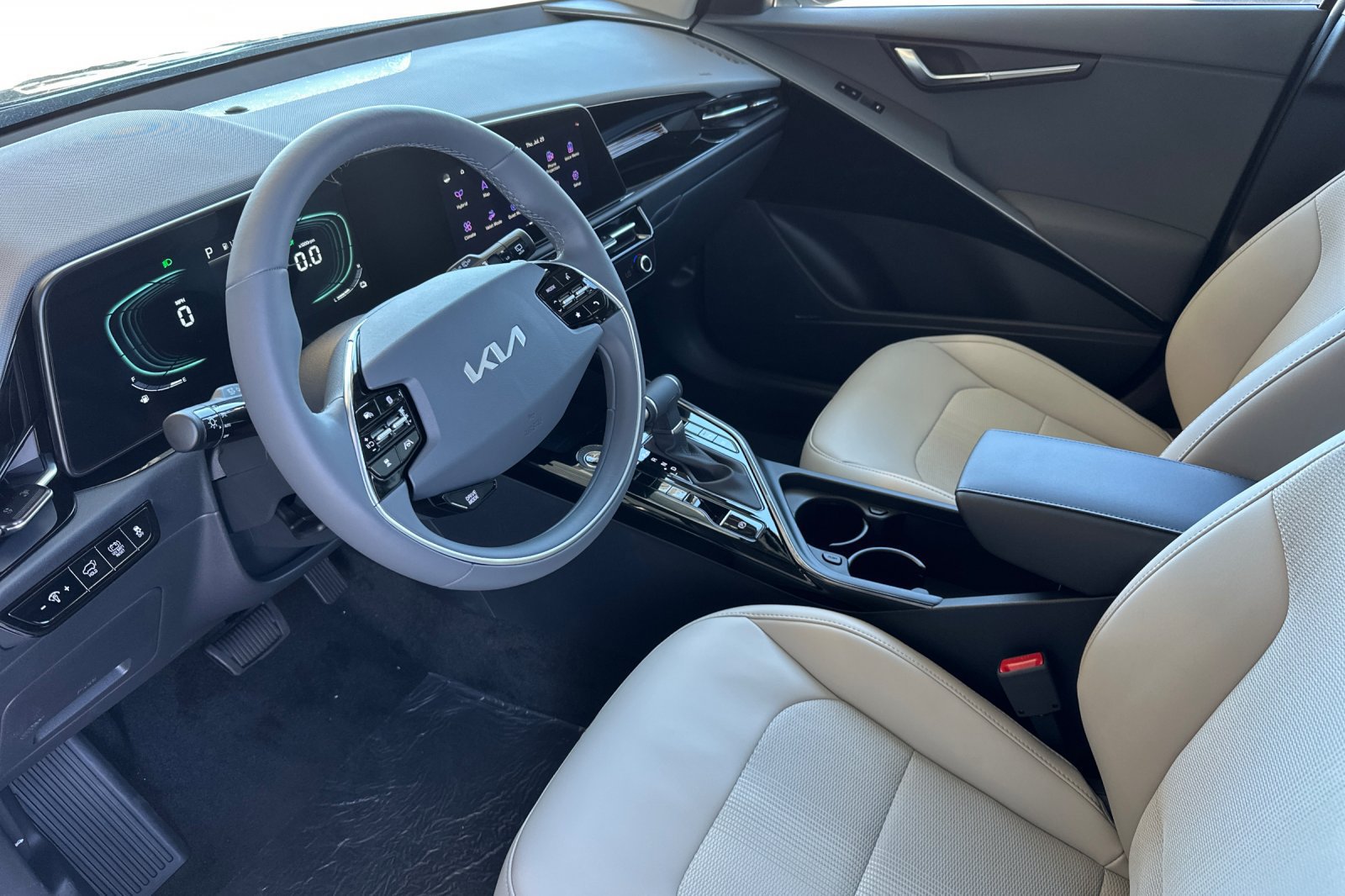 New 2026 Kia Niro EX w/ EX Premium Package FWD image 11
