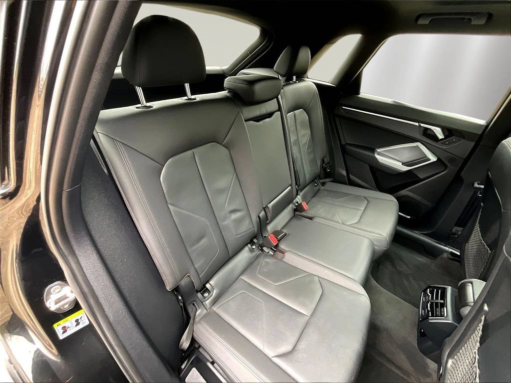 Used 2021 Audi Q3 2.0T Premium w/ Convenience Package AWD/4WD image 25
