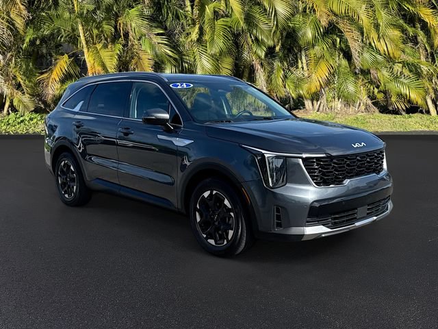 Used 2024 Kia Sorento S FWD image 2