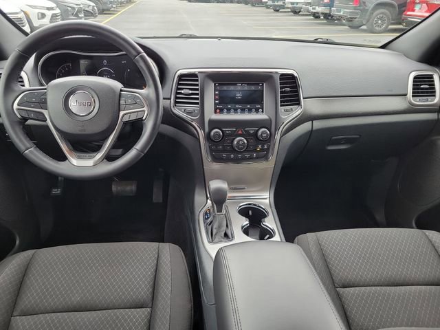 Used 2018 Jeep Grand Cherokee Laredo AWD/4WD image 18