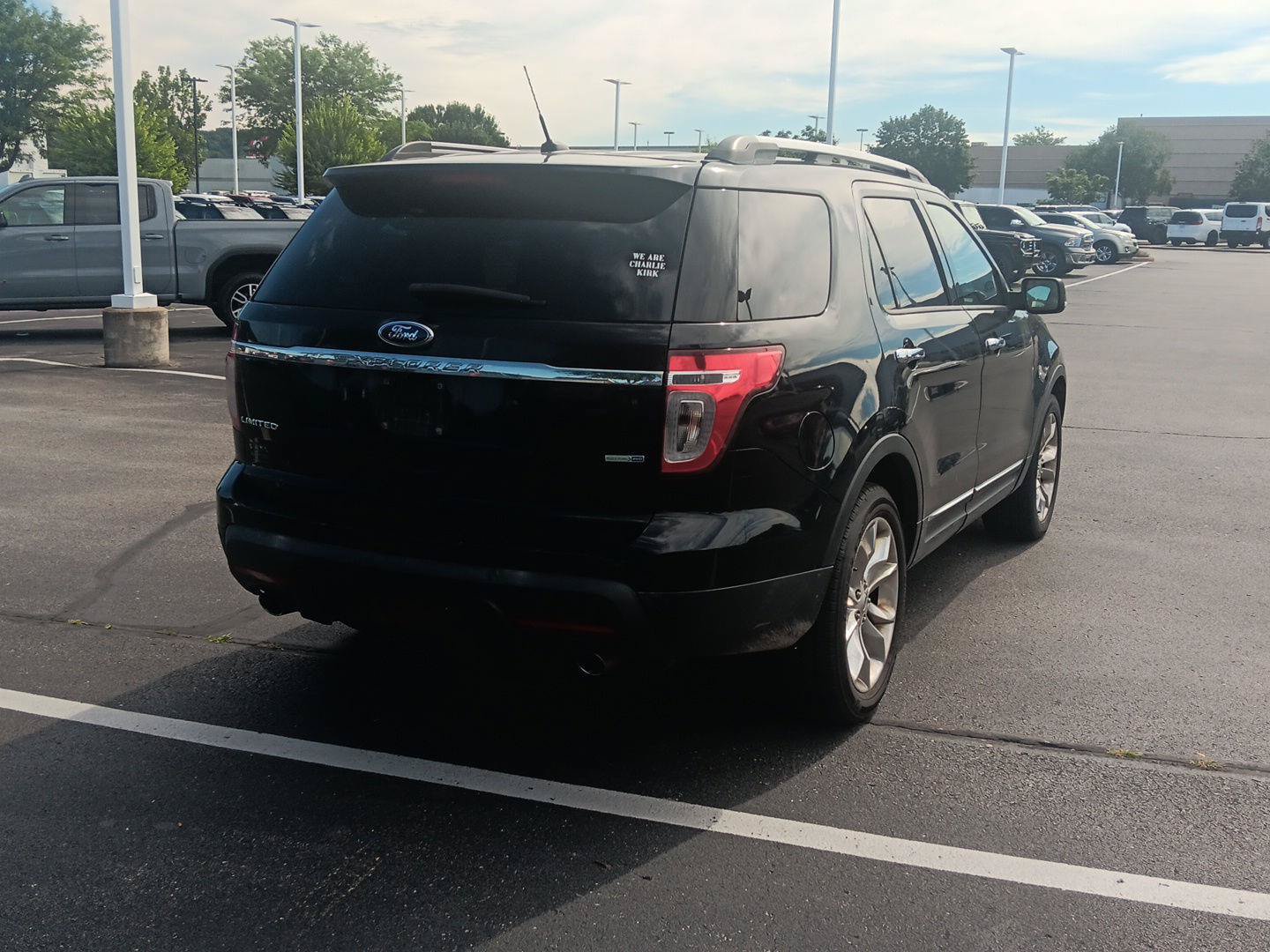 Used 2015 Ford Explorer Limited w/ Equipment Group 302A AWD/4WD image 5