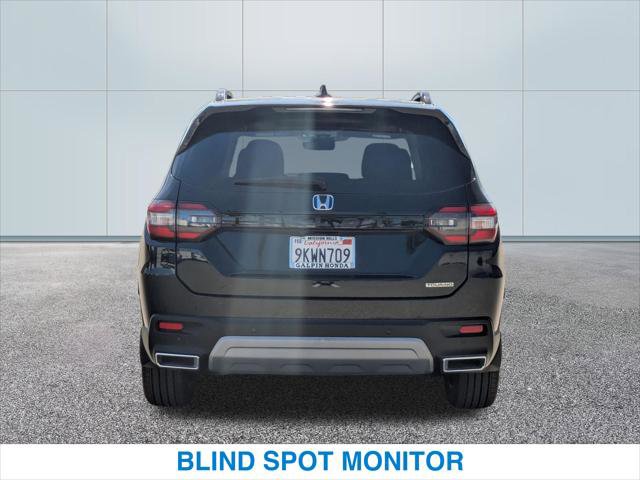 Certified 2024 Honda Pilot Touring image 8