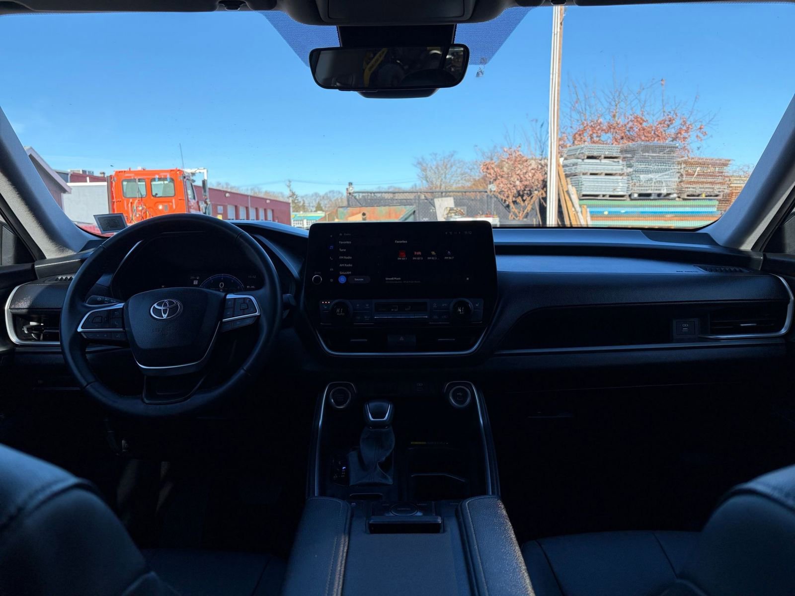 Used 2025 Toyota Grand Highlander FWD image 34