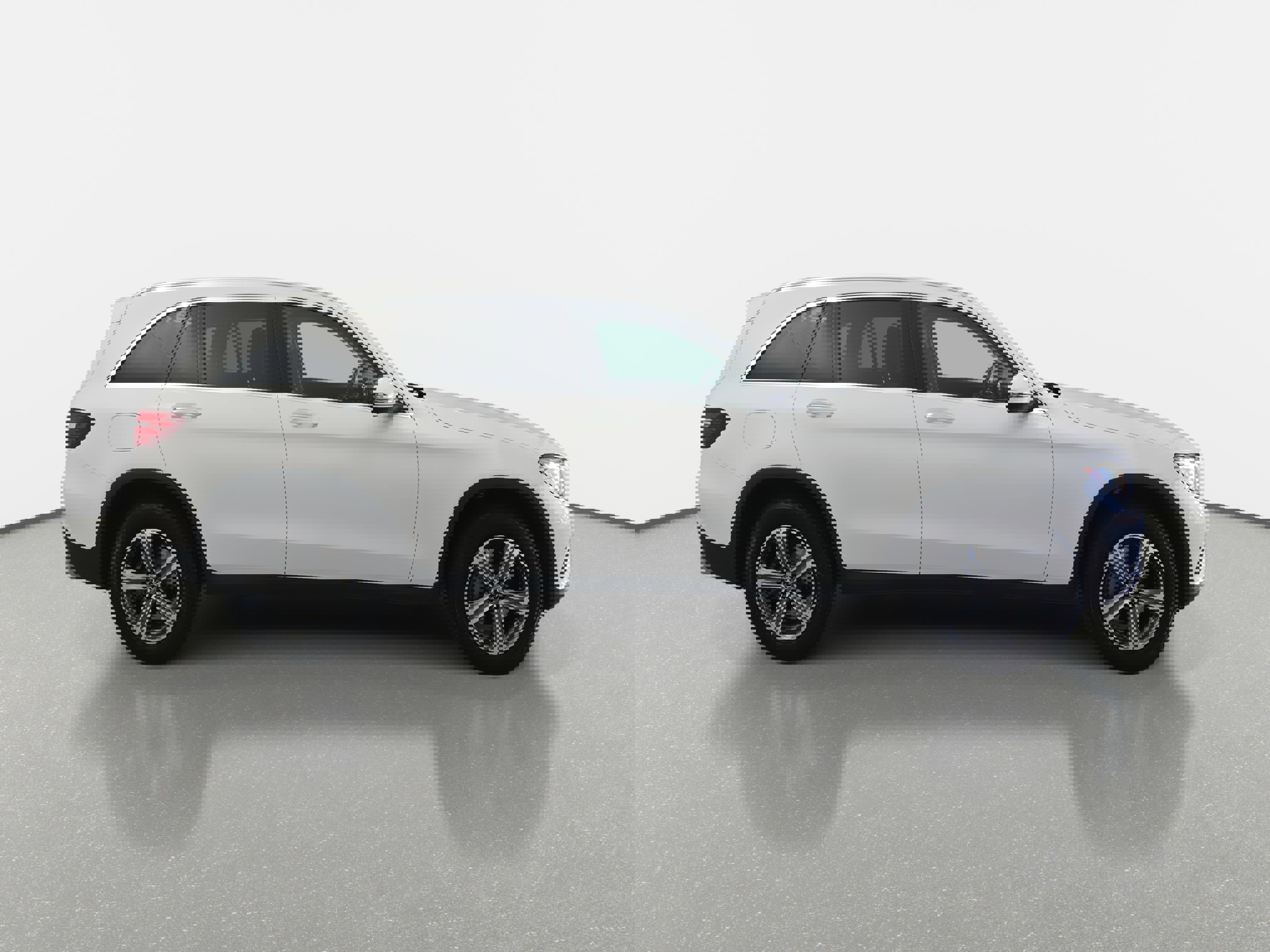 Used 2017 Mercedes-Benz GLC 300 4MATIC image 4