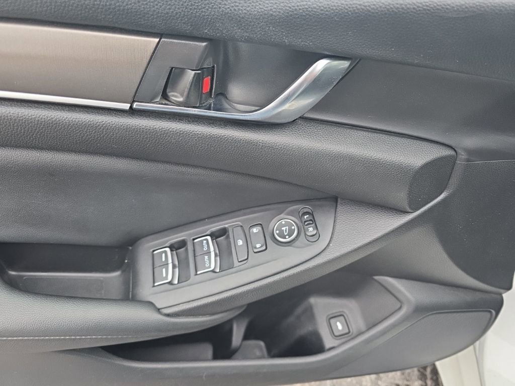 Used 2021 Honda Accord LX image 13