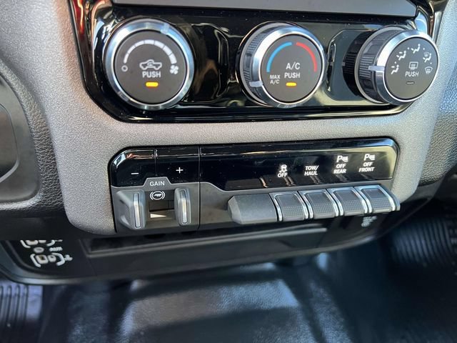 New 2026 RAM 2500 Tradesman w/ Chrome Appearance Group AWD/4WD image 22