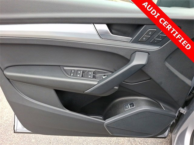 Certified 2025 Audi Q5 2.0T Premium w/ Convenience Plus Package image 13
