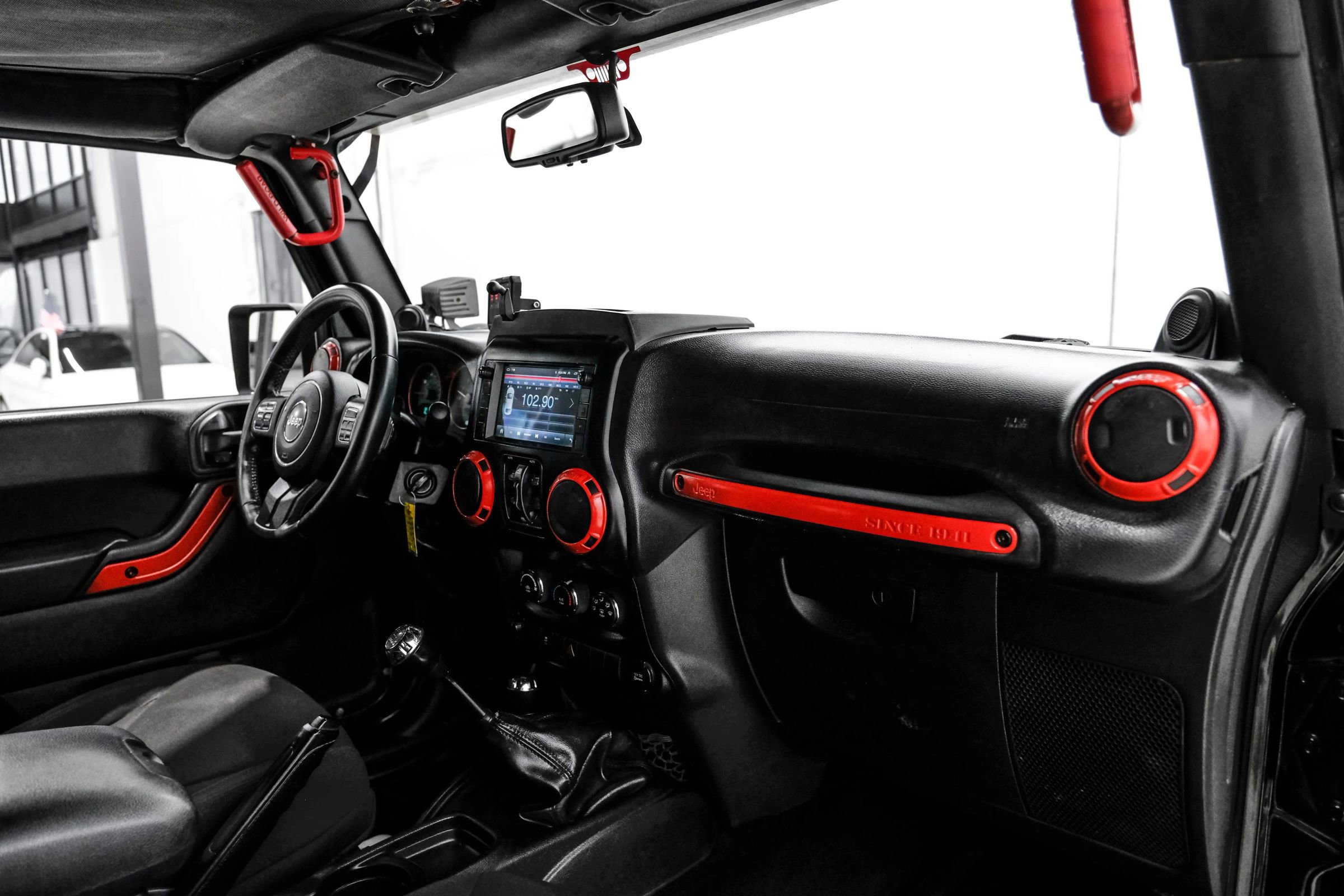 Used 2013 Jeep Wrangler Unlimited Sport image 13