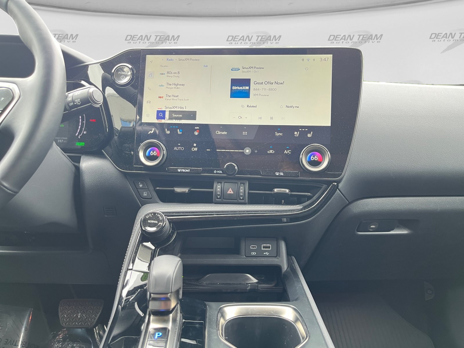 Used 2025 Lexus NX 350h AWD w/ Luxury Package image 13