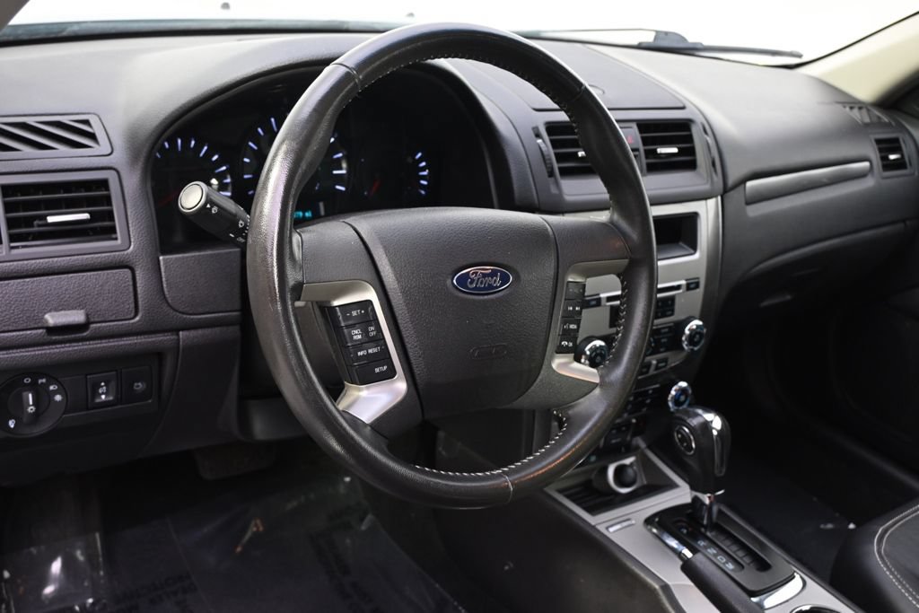 Used 2012 Ford Fusion SEL FWD image 11