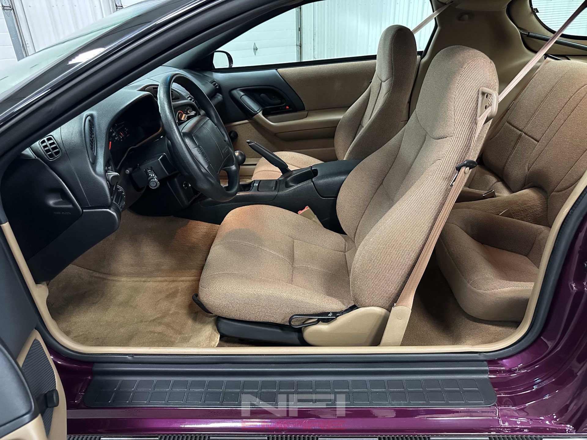 Used 1995 Chevrolet Camaro Z28 RWD image 33