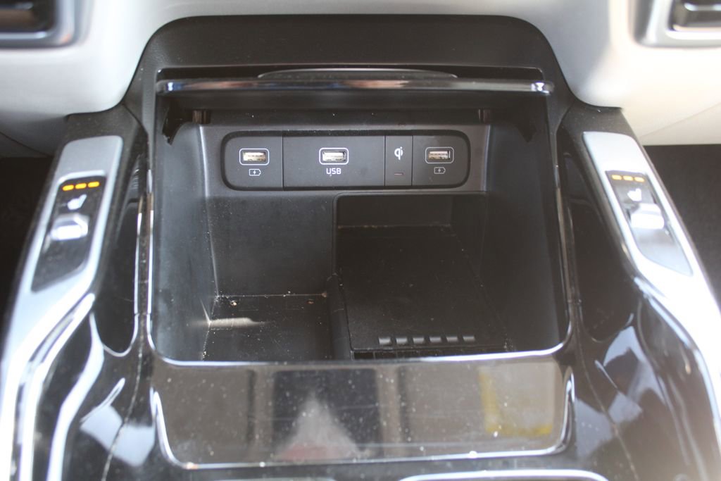 Certified 2023 Kia Sorento SX FWD image 39