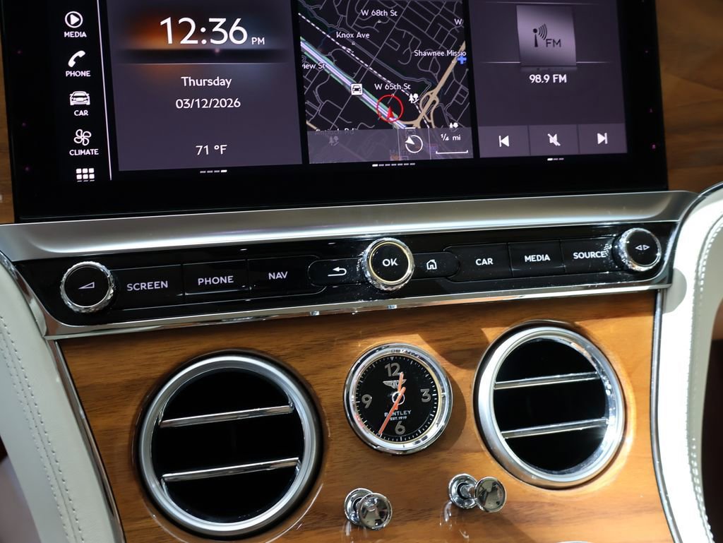 Used 2024 Bentley Continental GT image 25