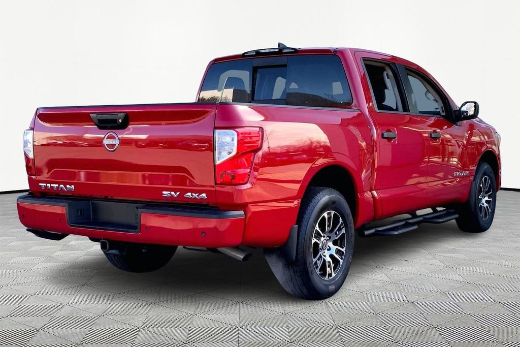Used 2024 Nissan Titan SV w/ Accessory Utility Package image 5