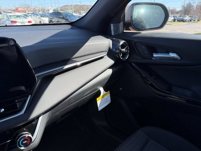 New 2026 Chevrolet Equinox LT w/ Safety and Technology Package image 18