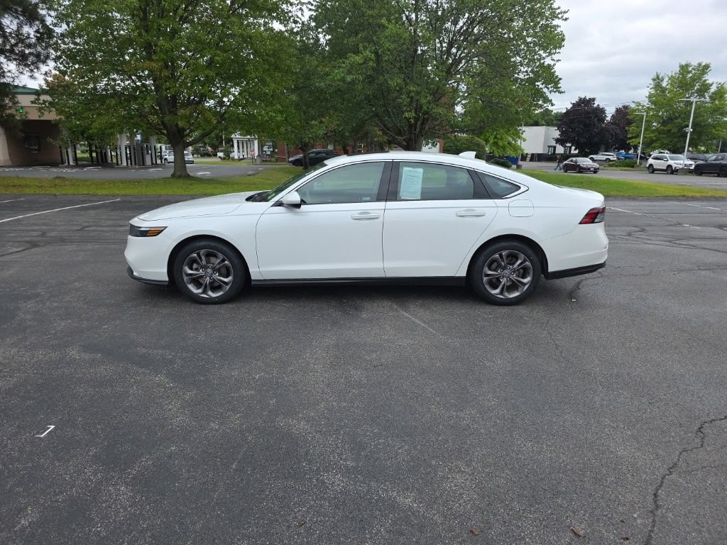 Certified 2024 Honda Accord EX image 4