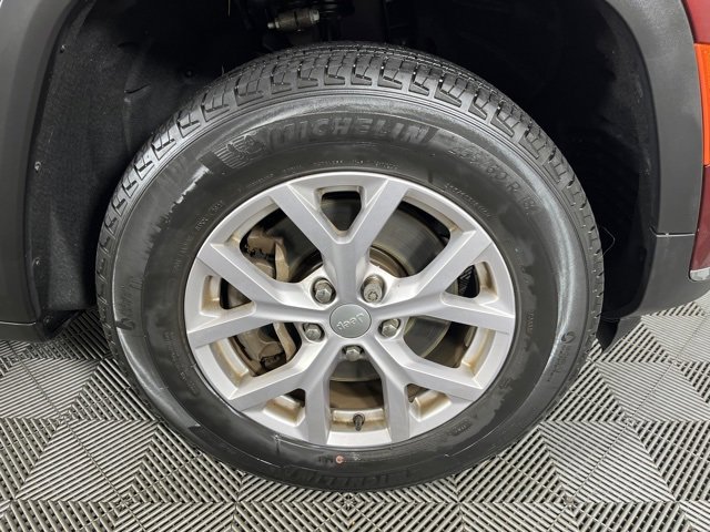 Used 2021 Jeep Grand Cherokee L Limited image 9