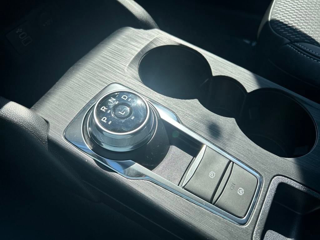 New 2025 Ford Escape SE w/ PHEV Premium Package image 31