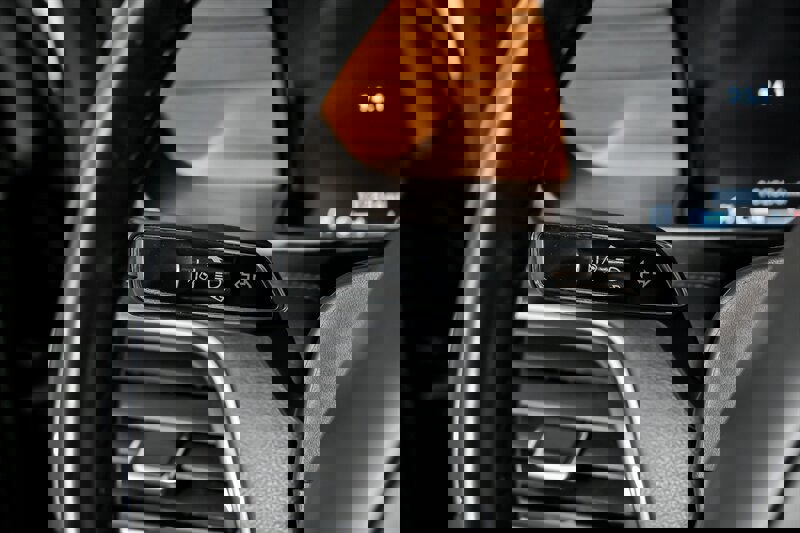 Used 2019 Lincoln Navigator Reserve image 25