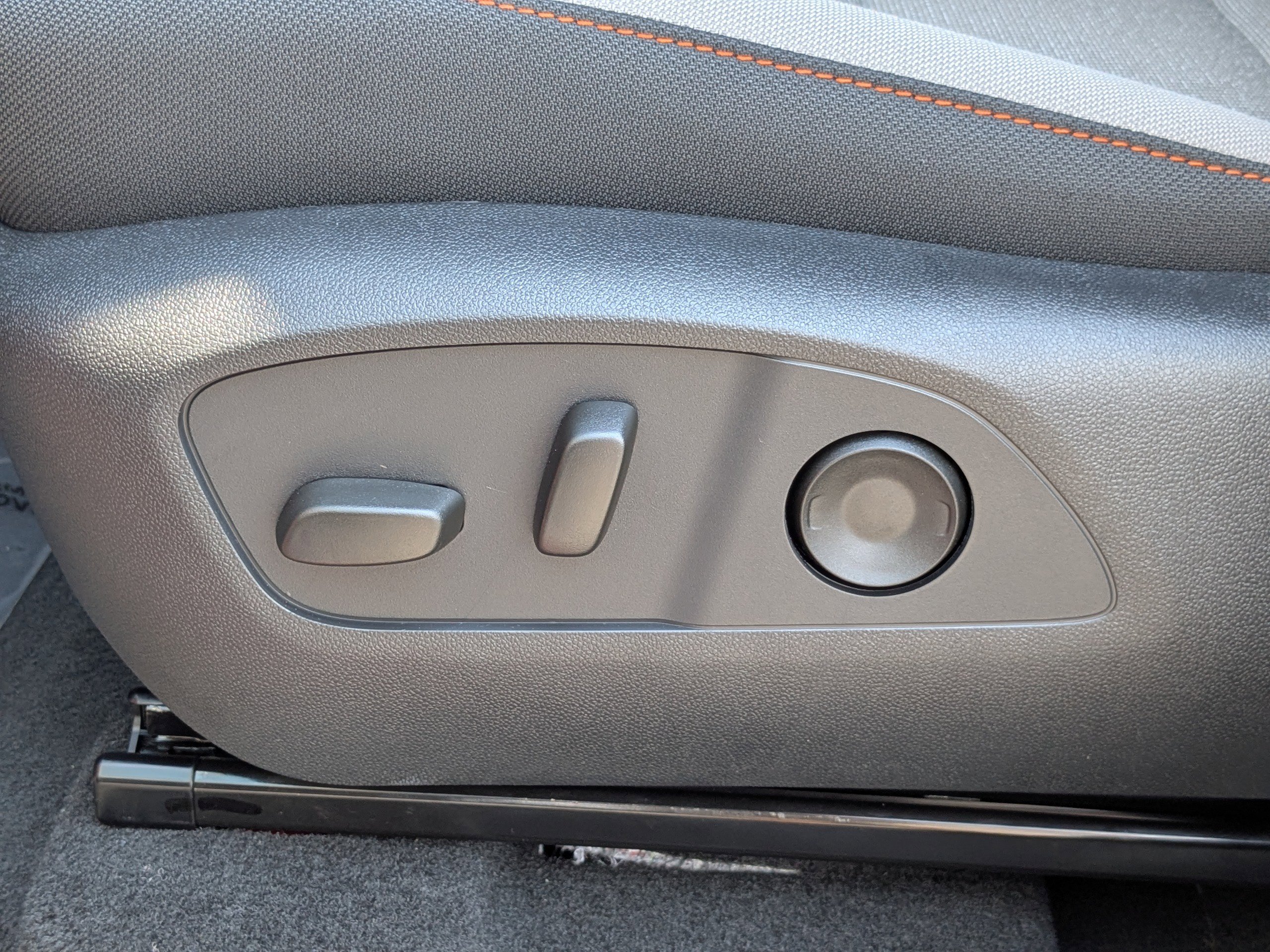 New 2026 Chevrolet Traverse LT image 15