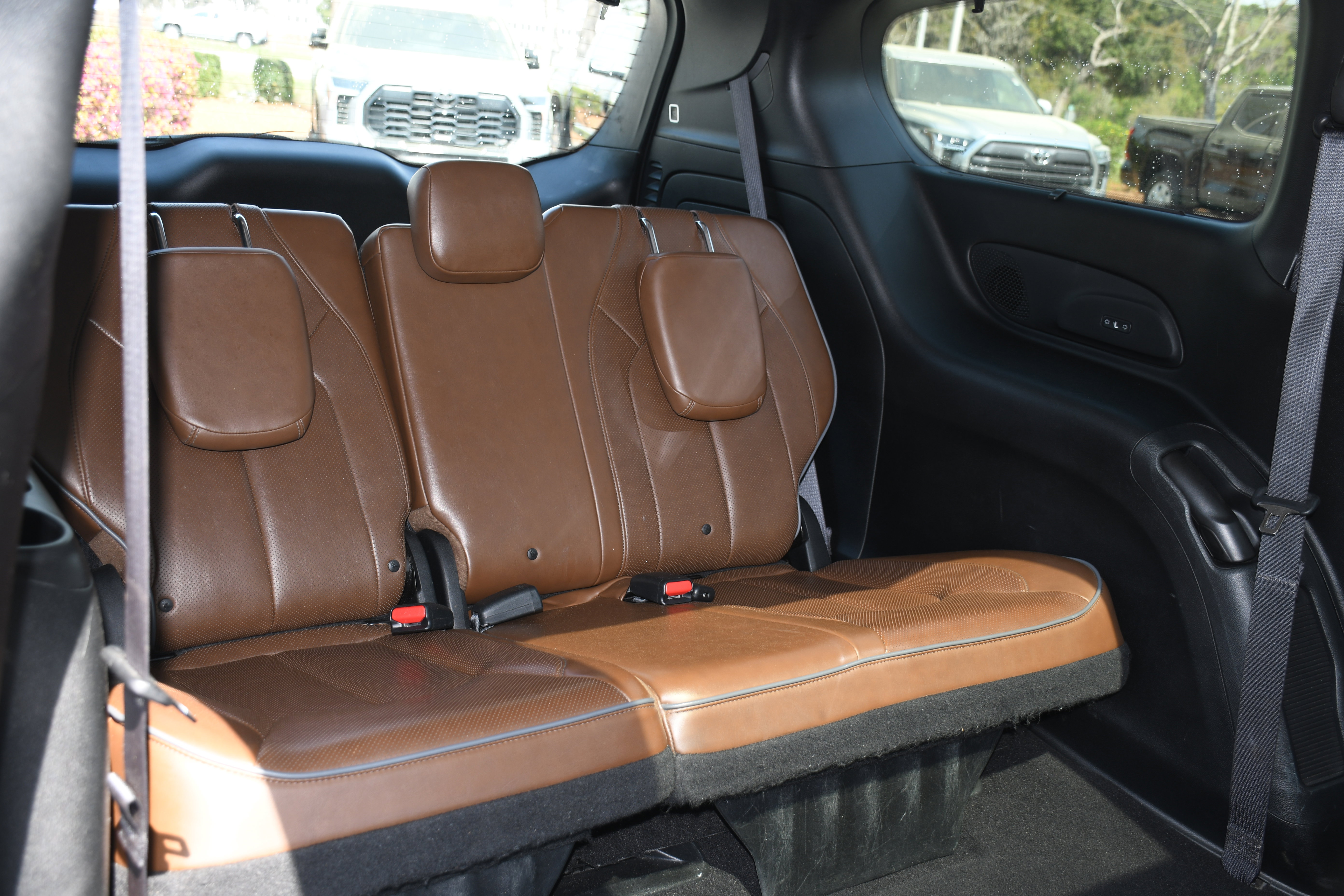 Used 2017 Chrysler Pacifica Limited w/ UConnect Theater Package image 20