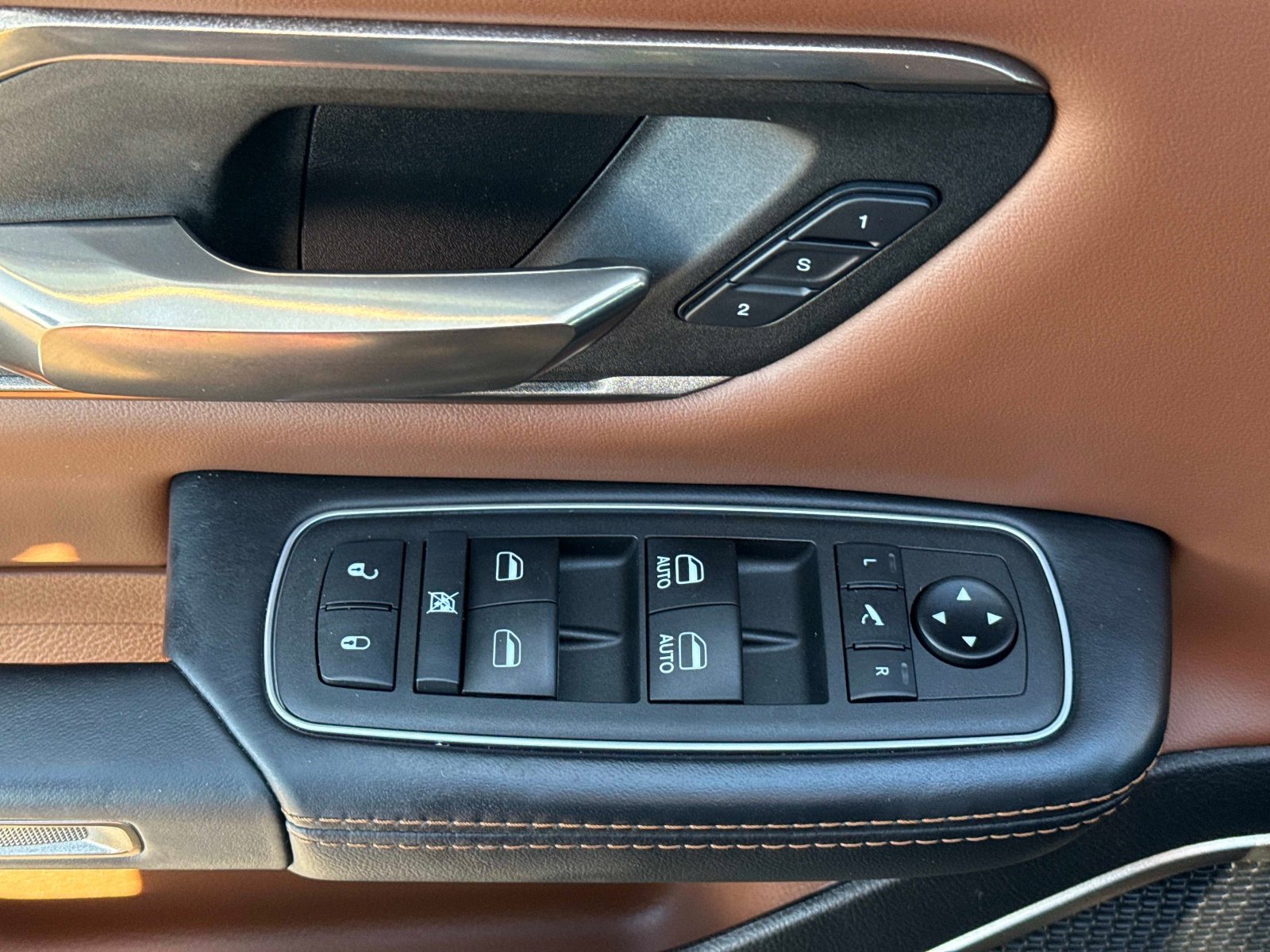 Used 2021 RAM 1500 Limited w/ Body Color Bumper Group image 20