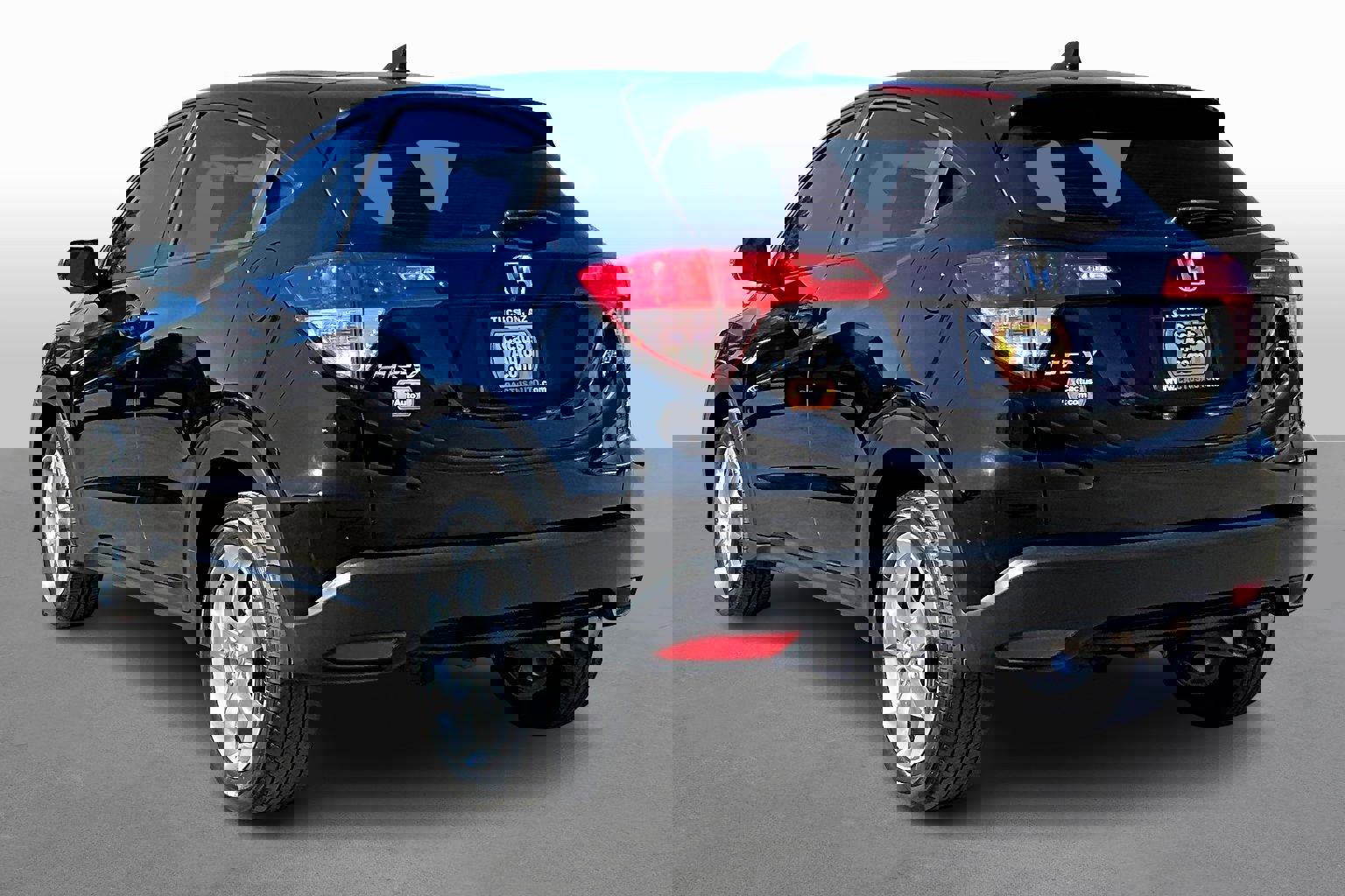 Used 2017 Honda HR-V LX image 11