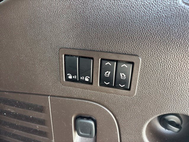 Used 2017 Chevrolet Tahoe Premier AWD/4WD image 11