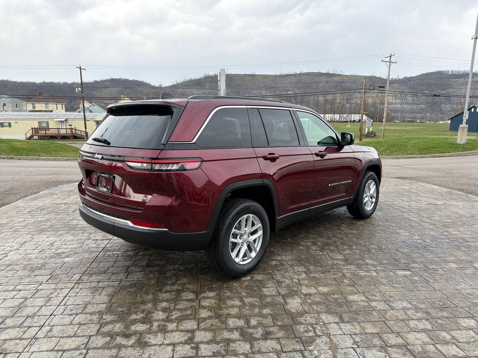 New 2026 Jeep Grand Cherokee Laredo X image 8