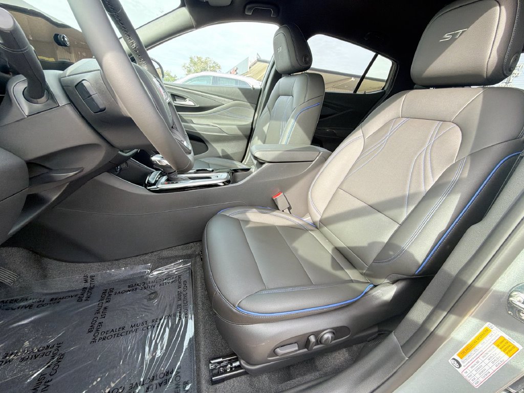 New 2026 Buick Envista Sport Touring w/ Convenience I Package FWD image 15