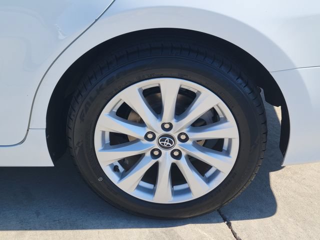 Used 2020 Toyota Camry LE FWD image 13