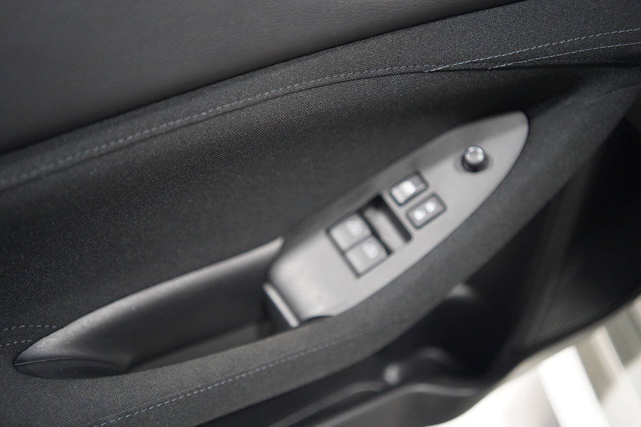 Used 2025 Nissan Z Sport w/ Floor Mat Package RWD image 69