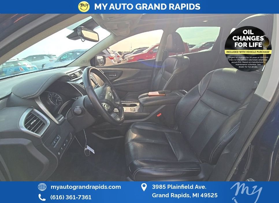 Used 2020 Nissan Murano SL w/ Moonroof Package AWD/4WD image 4