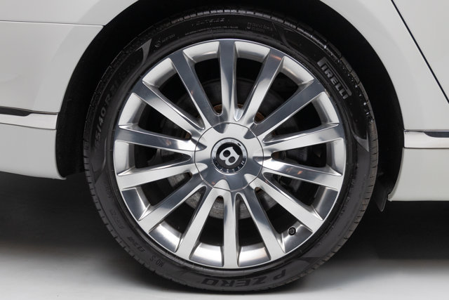 Used 2017 Bentley Mulsanne RWD image 37