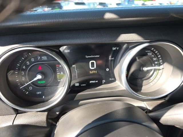 Used 2022 Jeep Wrangler Unlimited Sahara w/ Safety Group AWD/4WD image 20