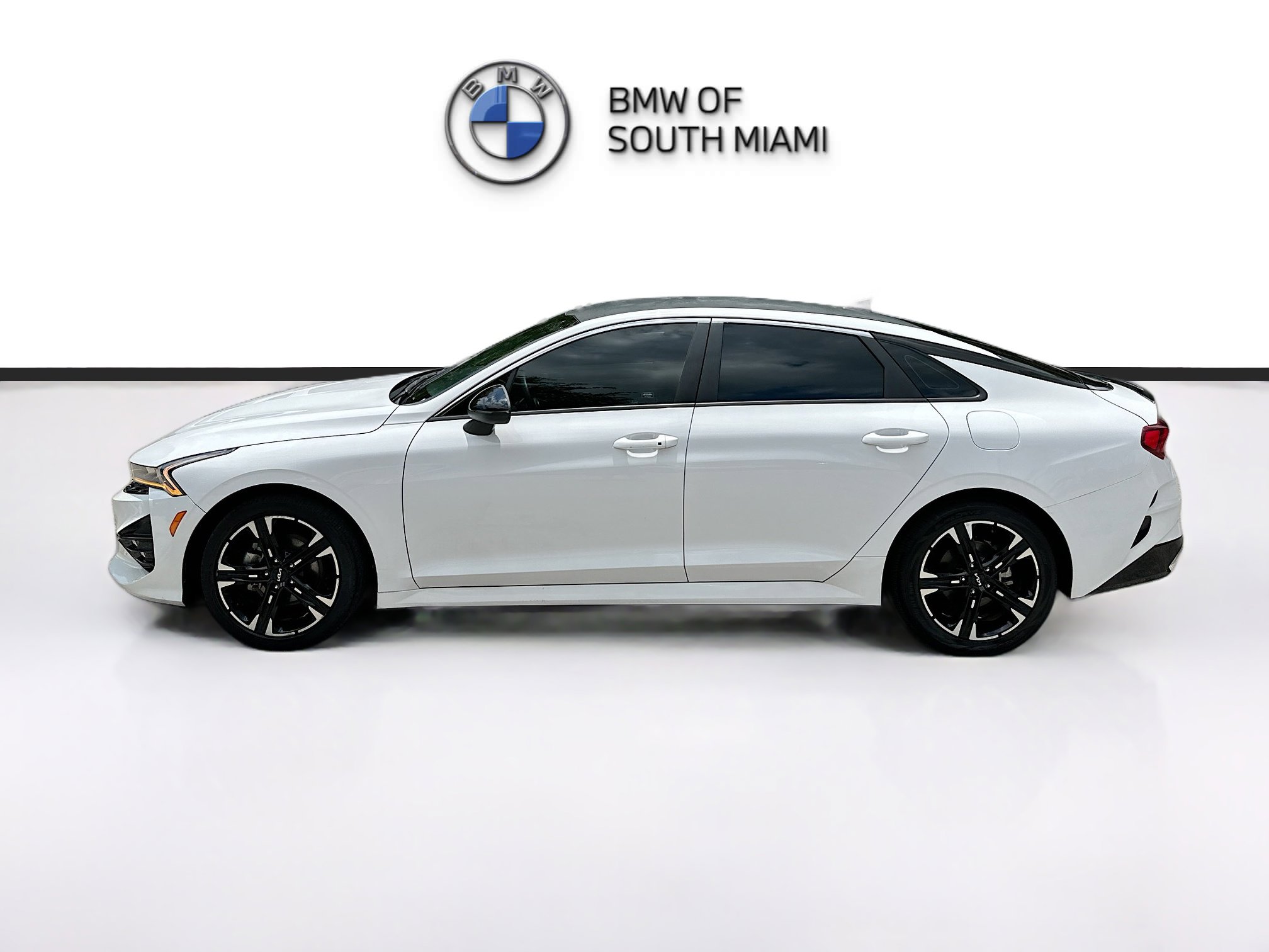 Used 2023 Kia K5 GT-Line w/ GT-Line Premium Package FWD image 4
