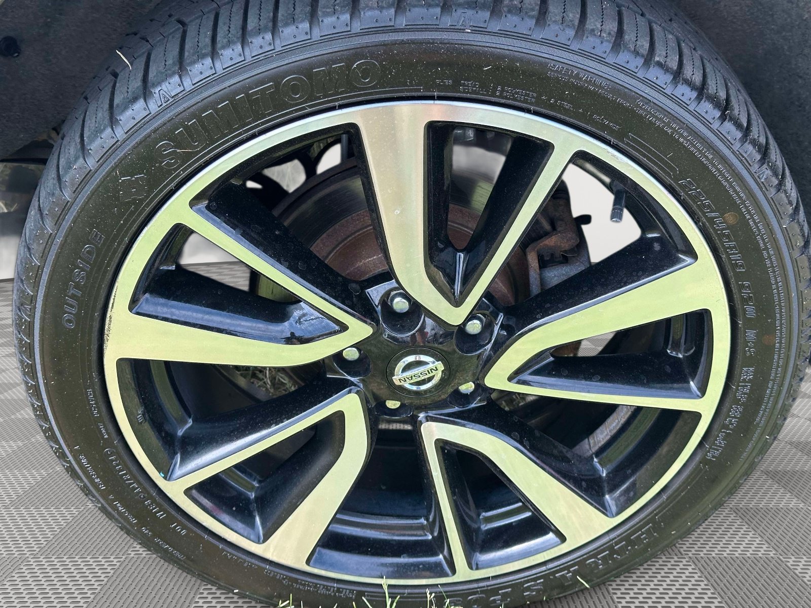 Used 2018 Nissan Rogue Sport SL w/ SL Premium Package AWD/4WD image 31