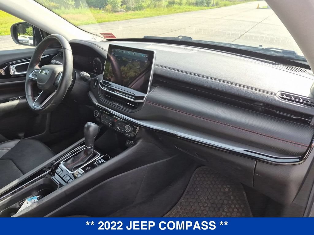 Used 2022 Jeep Compass Trailhawk w/ Trailhawk Elite Group AWD/4WD image 34