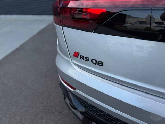 Used 2026 Audi RS Q8 performance AWD/4WD image 41
